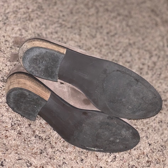 Vince Camuto booties - Picture 3 of 6